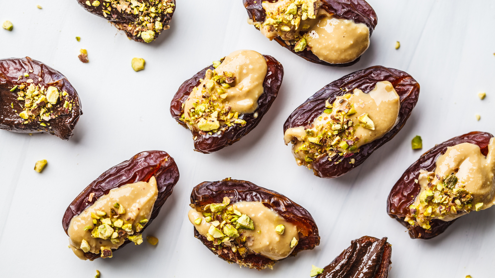 Snack de Dátiles con mantequilla de maní